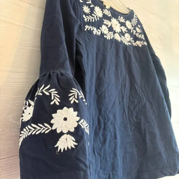 J Crew Embroidered Top - Picture 2 of 6